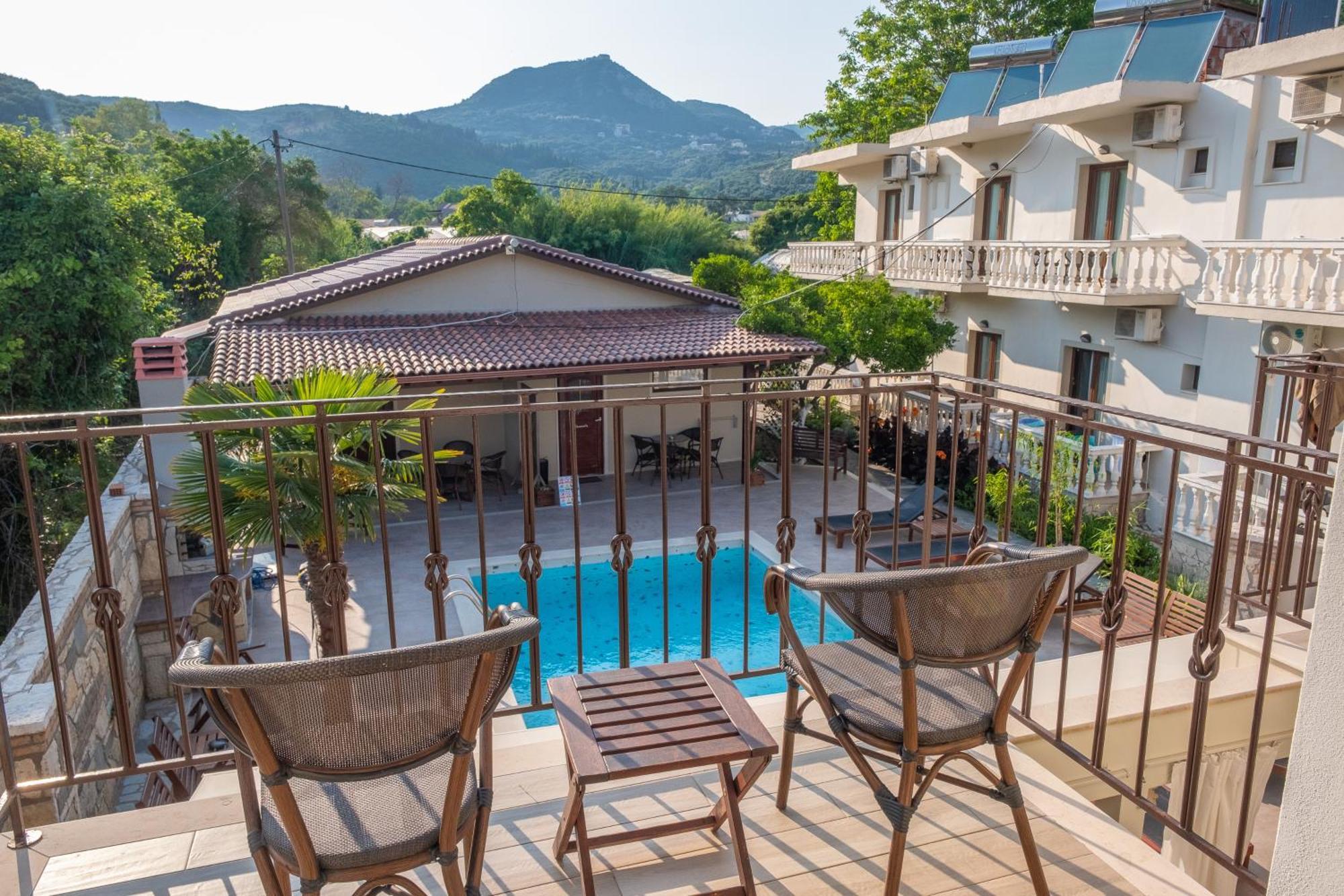 Sekreto - "S" Maisonettes & Studios Adults Only Parga Exteriör bild